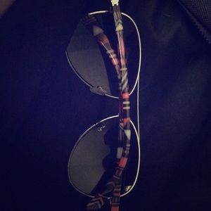 3 pairs of sunglasses for $8